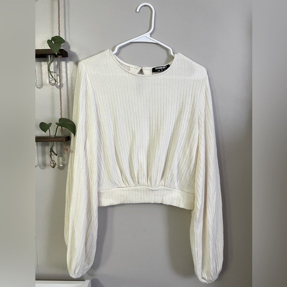 Fashion Union cropped longsleeve, ivory, Size 8, NWOT